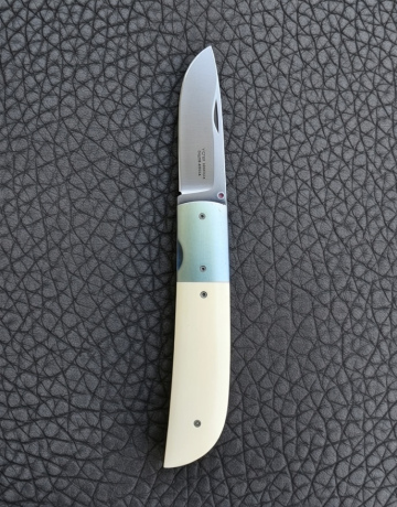 Liner Lock Folding Knife 5